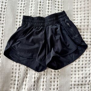 Lululemon Black Women's Athletic, running Shorts size 6